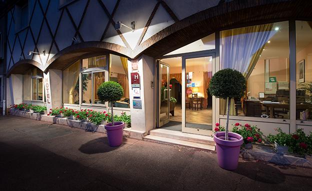 Anne De Beaujeu Hotel Gien Ruang foto