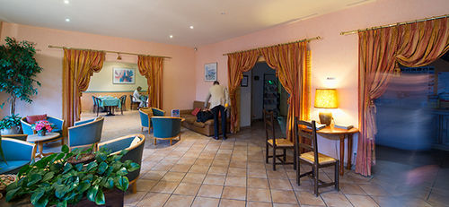 Anne De Beaujeu Hotel Gien Bagian luar foto